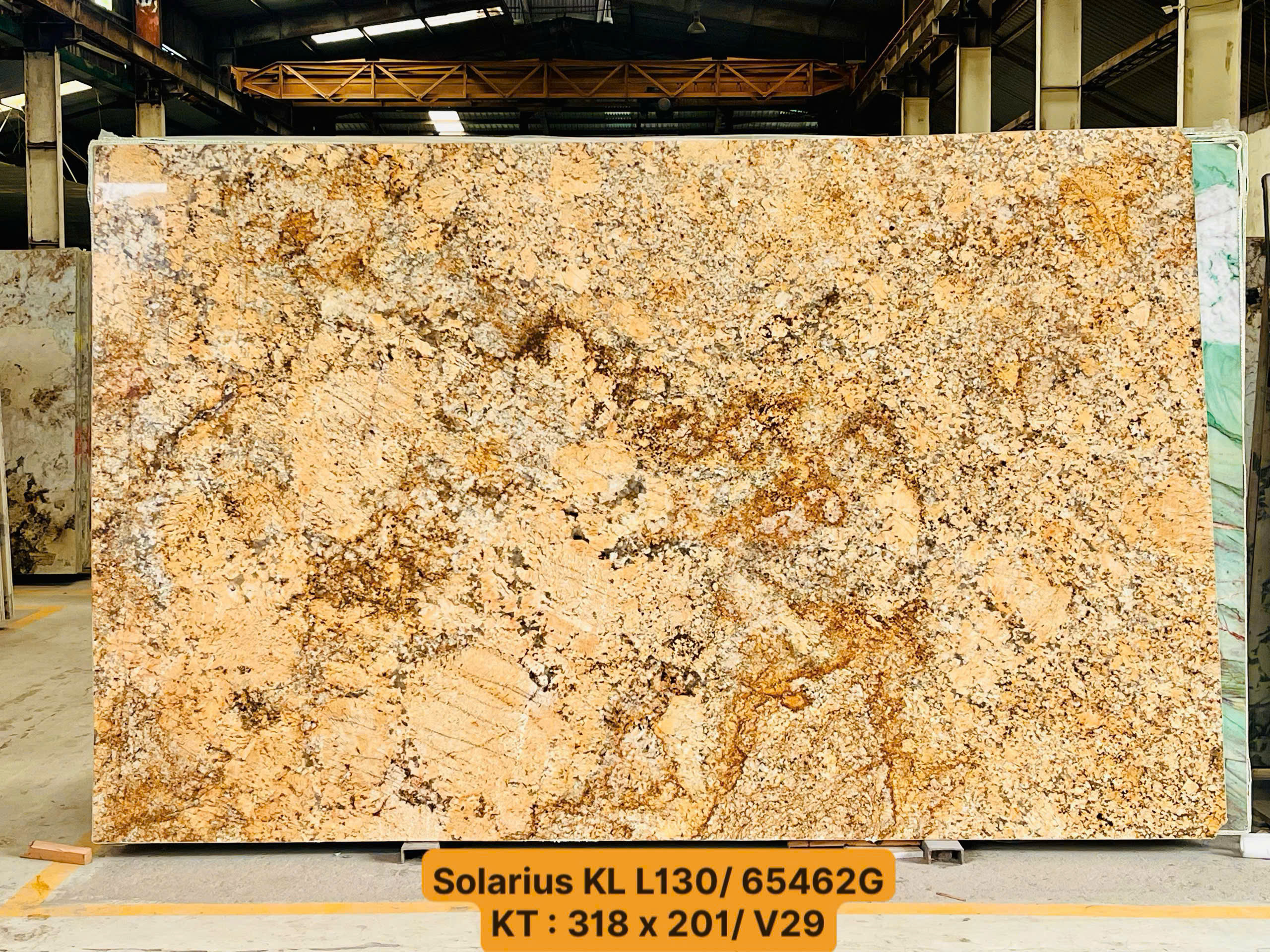 Solarius - Đá granite tự nhiên